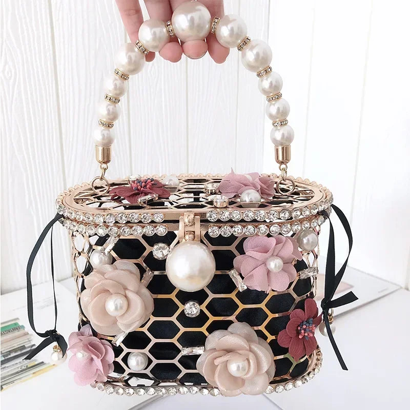 Clutch Purse Luxury for Women Pearl Crossbody Bag Metallic Diamond Handbag Evening Bag Large Capacity Women's Purse Wedding Bag