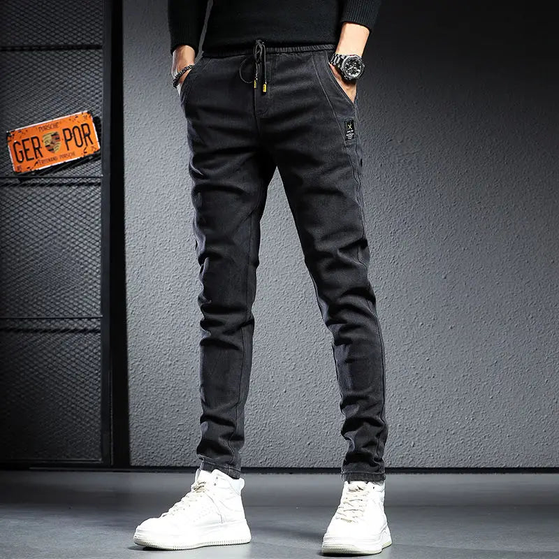 Men’s elastic waist fleece jeans