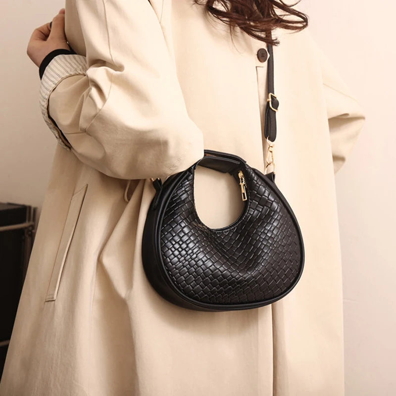 New Fashionable Simple Casual Retro Handheld Single Shoulder Crossbody Bag