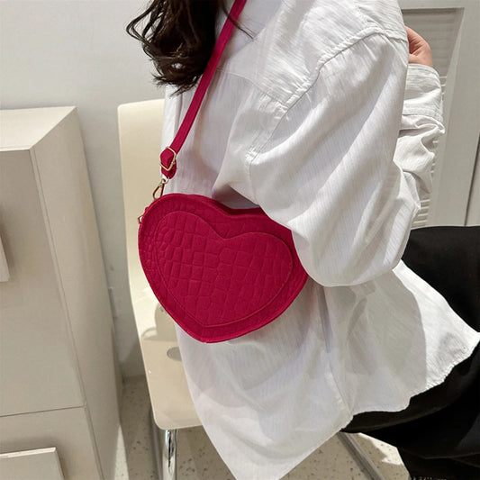 Women Heart-shaped Crossbody Bag Luxury Designer Felt Shoulder Bags for Ladies 2023 New Fashion Female Clutch Casual Handbags