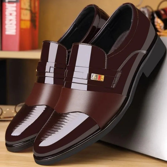 Men Fashionable Formal Trendy Leather Shoes Business Casual Fashion Pointed Toe Slip on Casual Leather Shoes